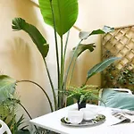 Luxury In The Heart Of *